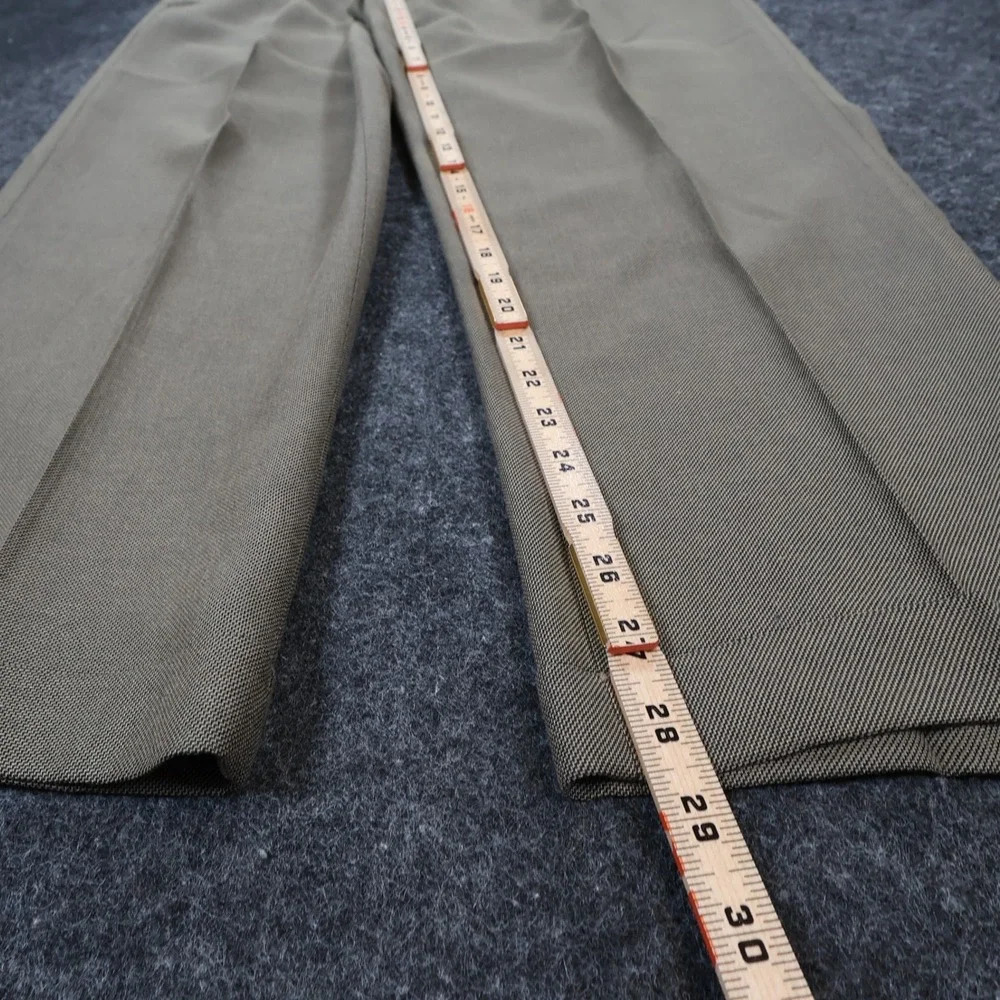 Van Heusen Dress Pants Mens 38x30 Brown Rayon Polyester Pleated Relaxed Slacks